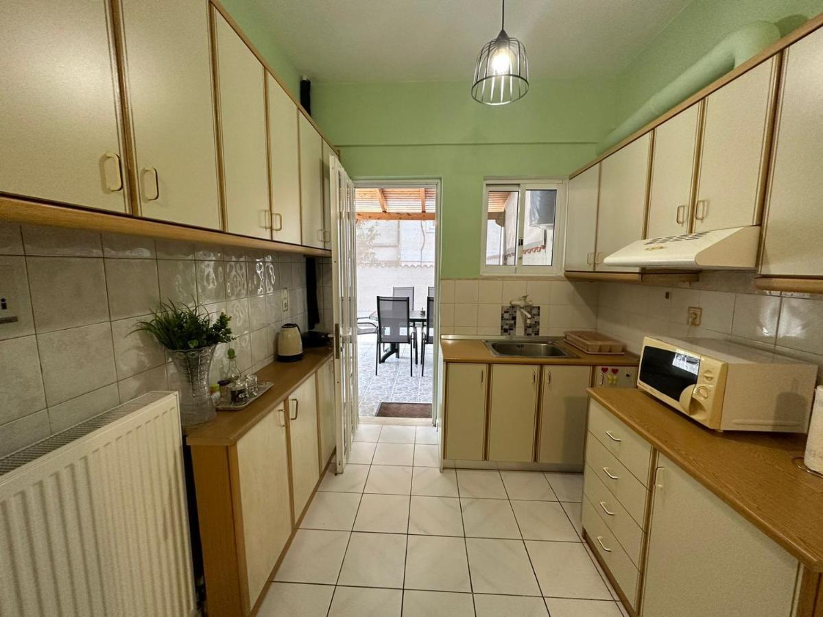 La Vita Apartments-Near Airport & Sea Artémida Eksteriør bilde