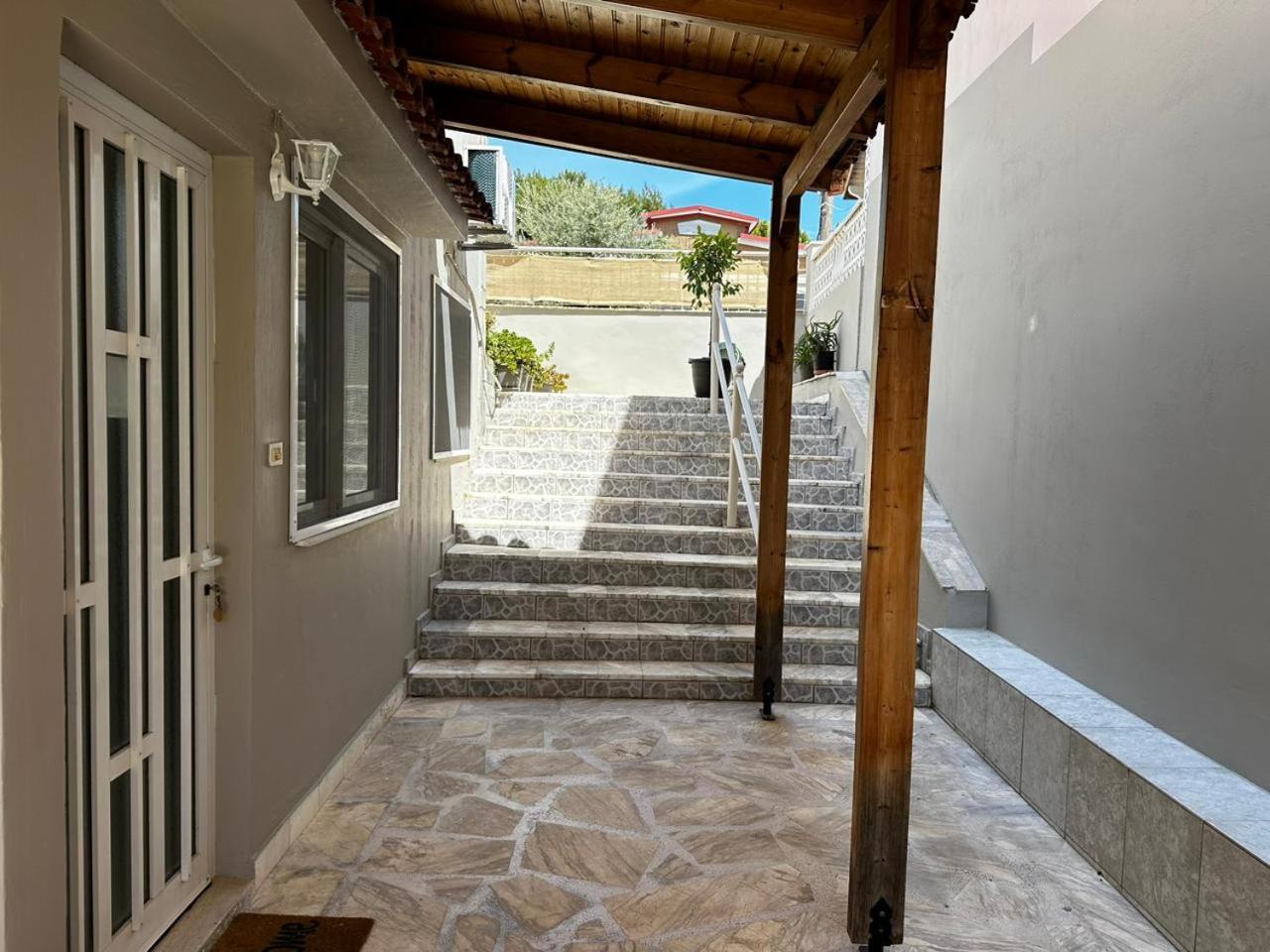 La Vita Apartments-Near Airport & Sea Artémida Rom bilde